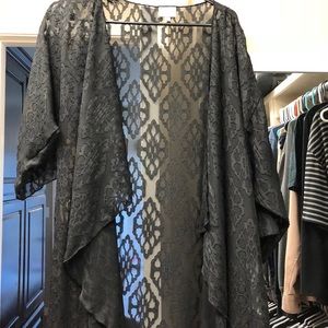 Lularoe NWOT black shirley size small